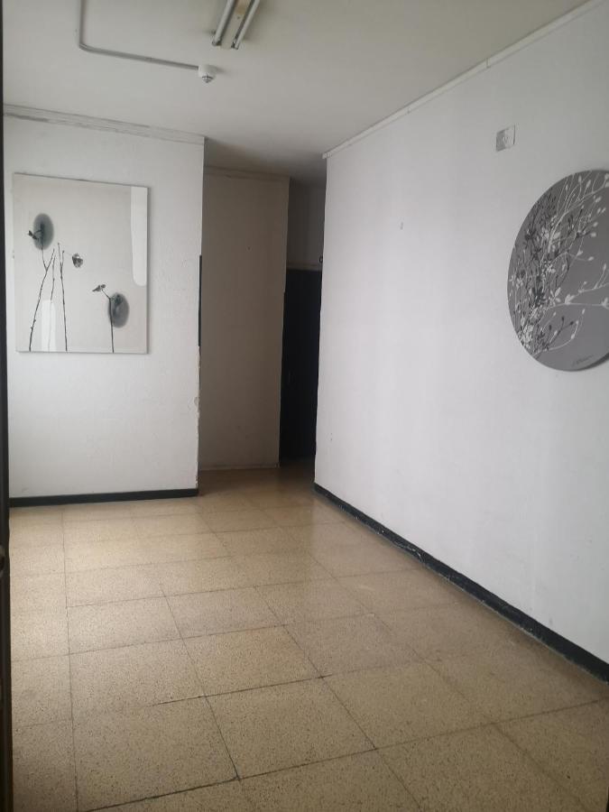 Apartamento Rosa Puerta Del Sol Apartment Мадрид Екстериор снимка